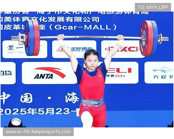 世界举重巡回赛中国队在青年组表现尤为抢眼